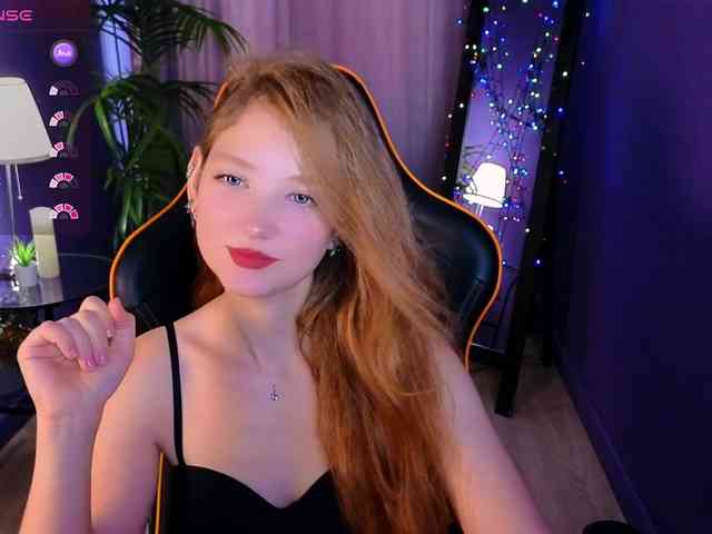 Your-lilith webcam