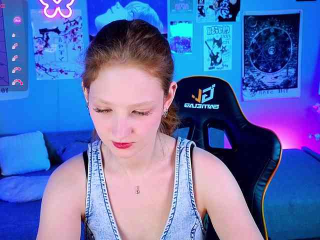 Your-lilith webcam