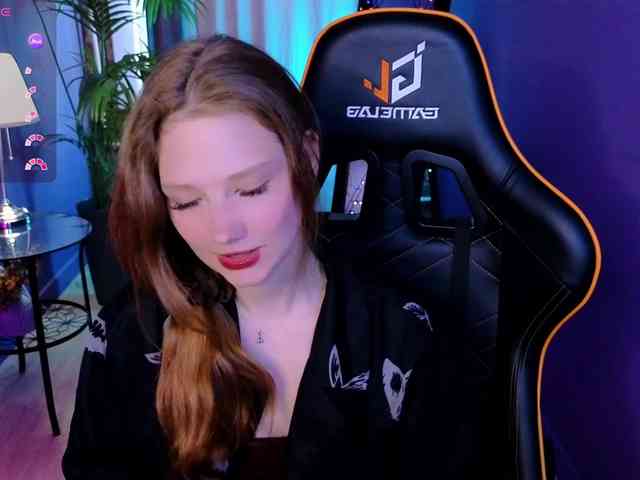 Your-lilith webcam