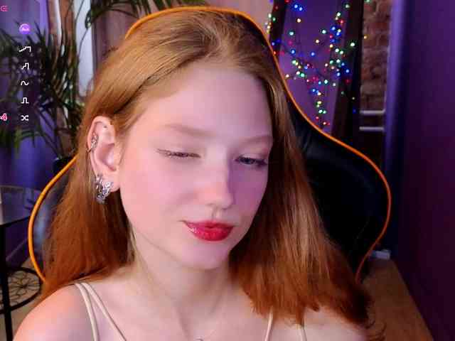 Your-lilith webcam
