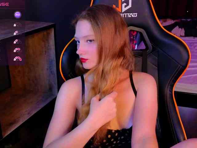Your-lilith webcam