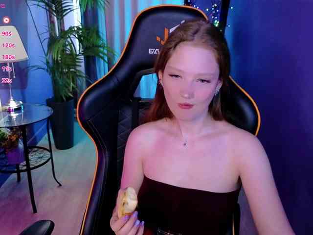 Your-lilith webcam