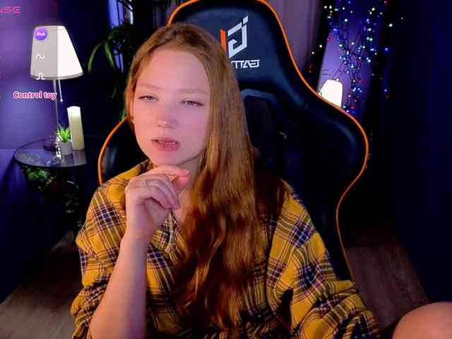 Your-lilith webcam