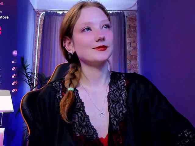 Your-lilith webcam