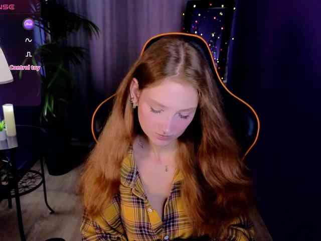 Your-lilith webcam