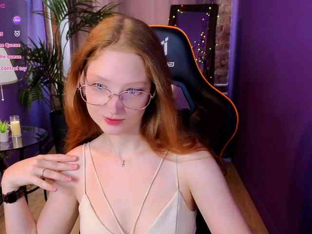 Your-lilith webcam