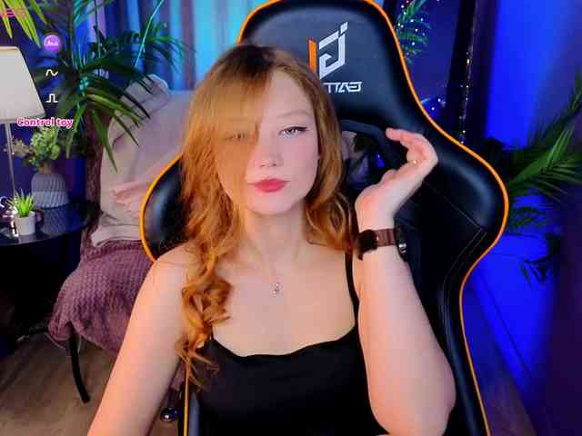 Your-lilith webcam