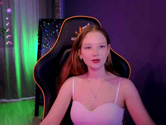 Your-lilith webcam