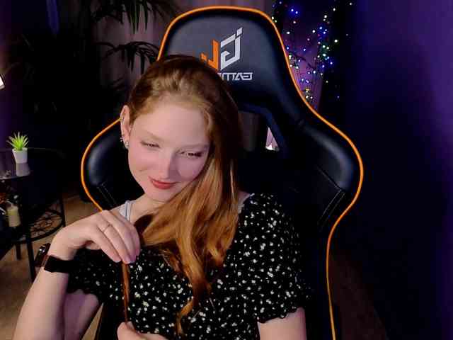 Your-lilith webcam