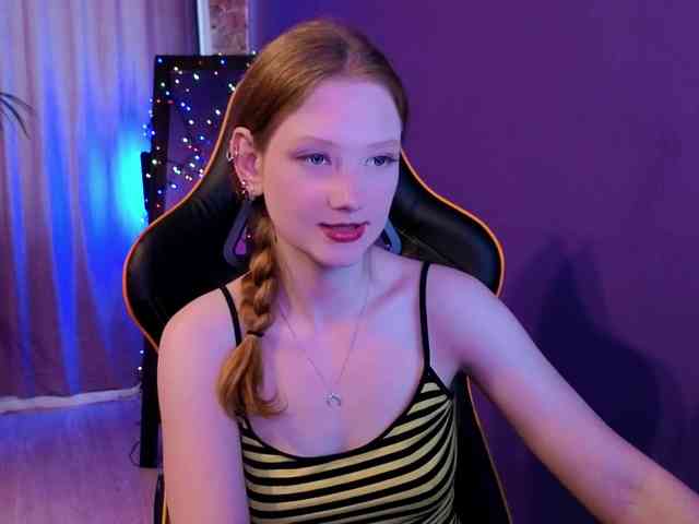 Your-lilith webcam