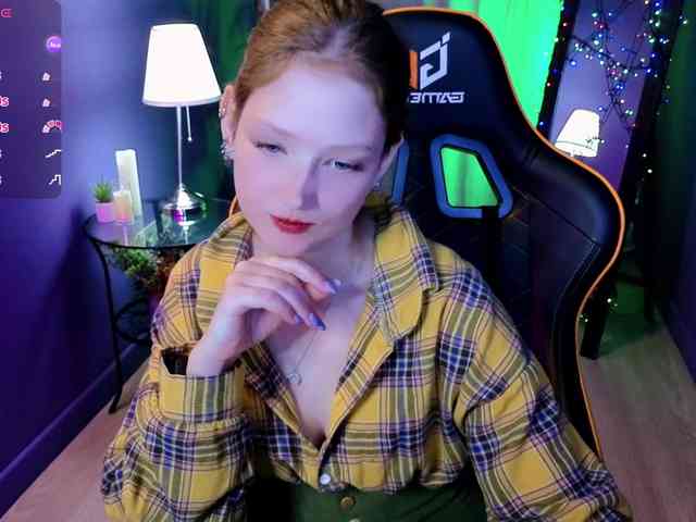 Your-lilith webcam