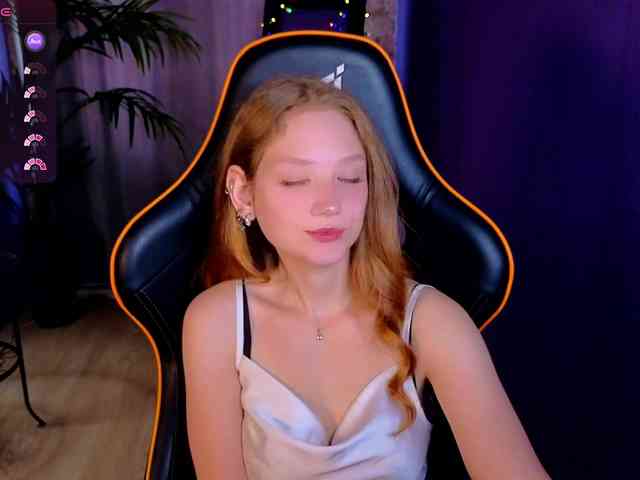 Your-lilith webcam
