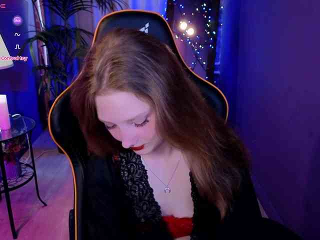 Your-lilith webcam
