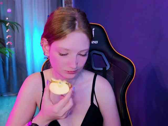 Your-lilith webcam