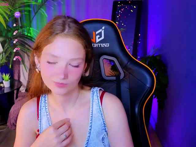 Your-lilith webcam