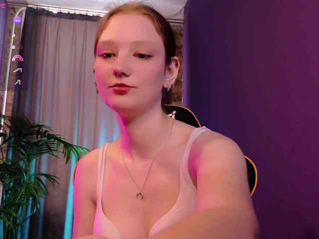Your-lilith webcam