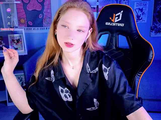 Your-lilith webcam