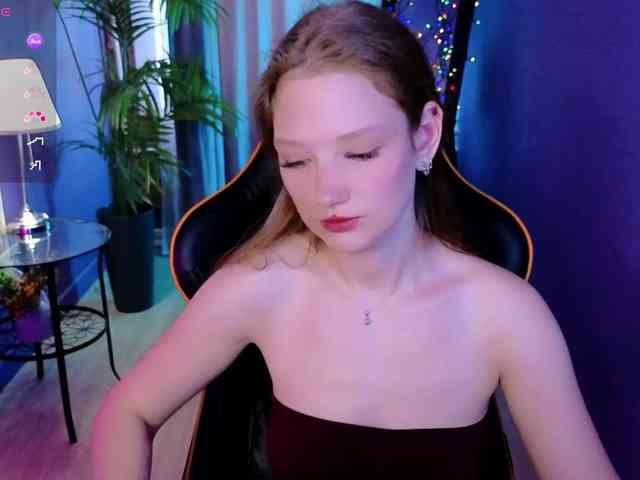 Your-lilith webcam