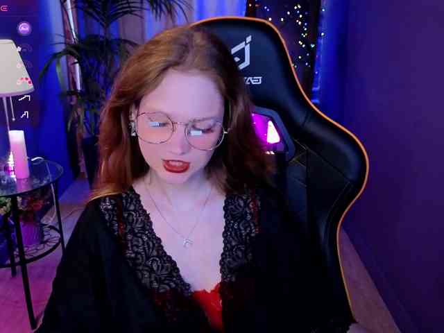 Your-lilith webcam