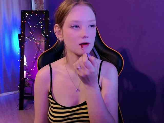 Your-lilith webcam