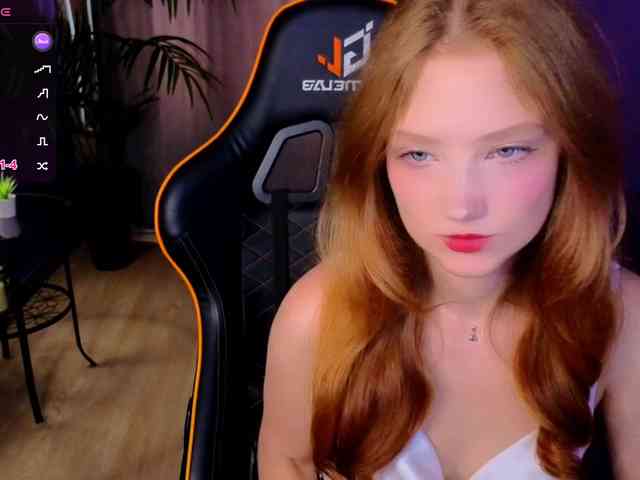 Your-lilith webcam