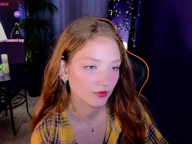 Your-lilith webcam