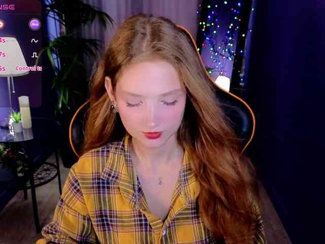 Your-lilith webcam