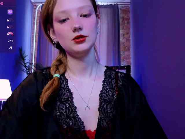 Your-lilith webcam