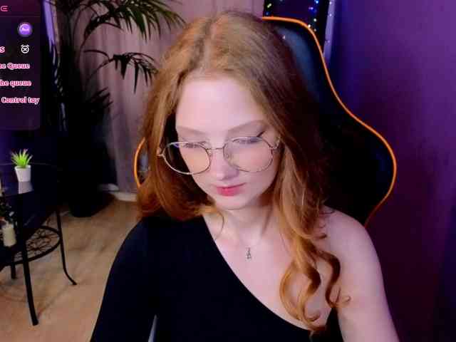Your-lilith webcam