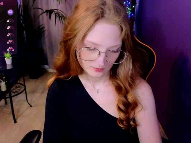 Your-lilith webcam
