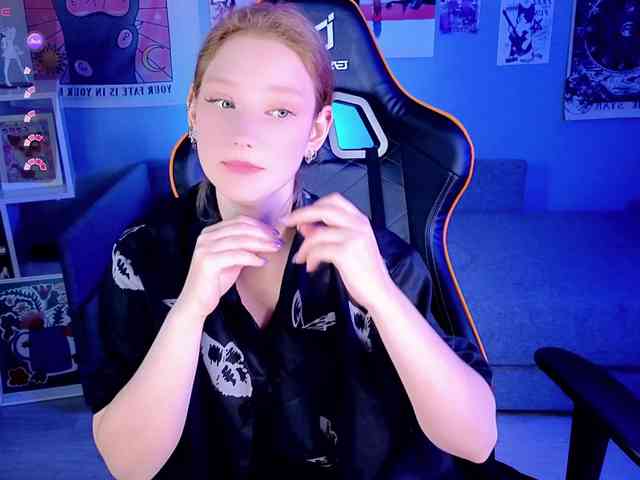 Your-lilith webcam