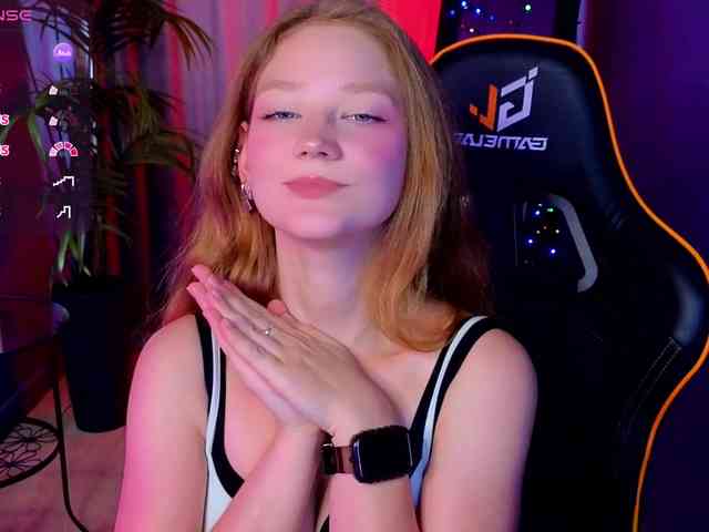 Your-lilith webcam