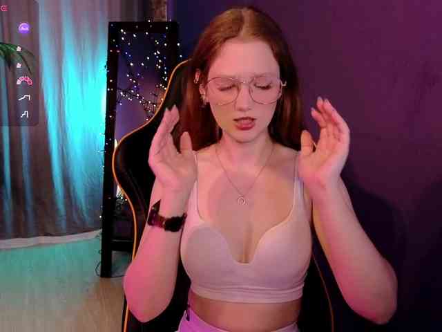 Your-lilith webcam