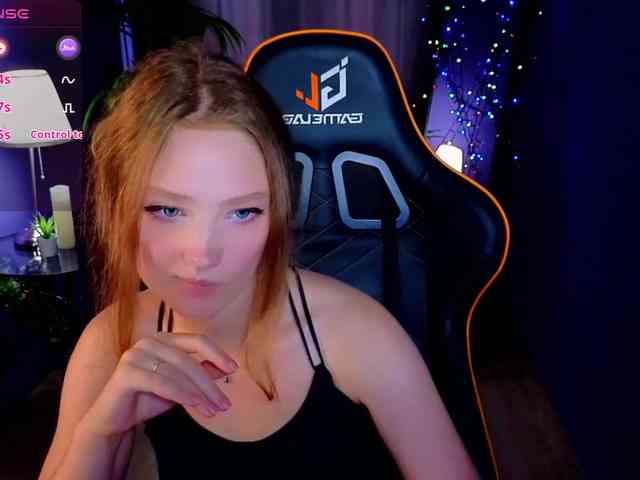 Your-lilith webcam