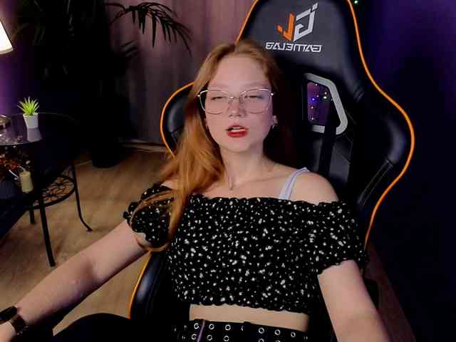 Your-lilith webcam