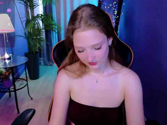 Your-lilith webcam