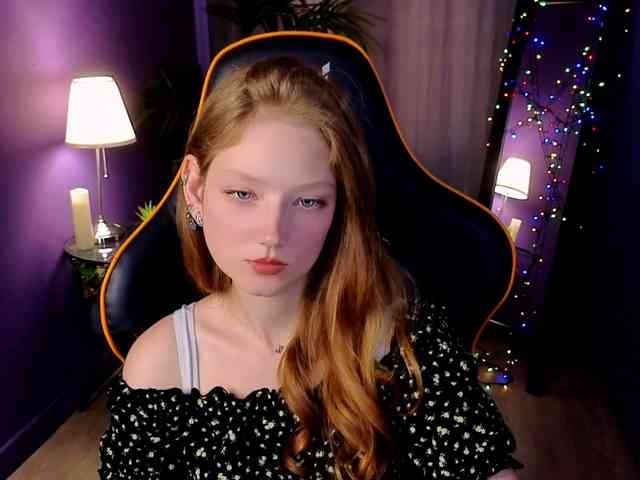 Your-lilith webcam