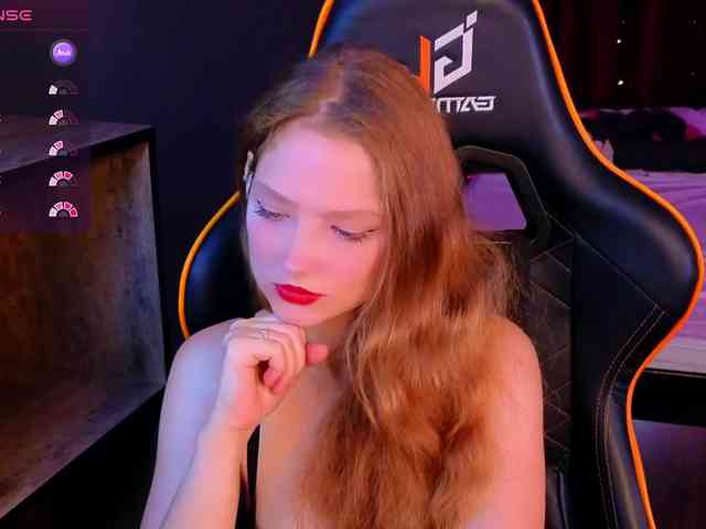 Your-lilith webcam