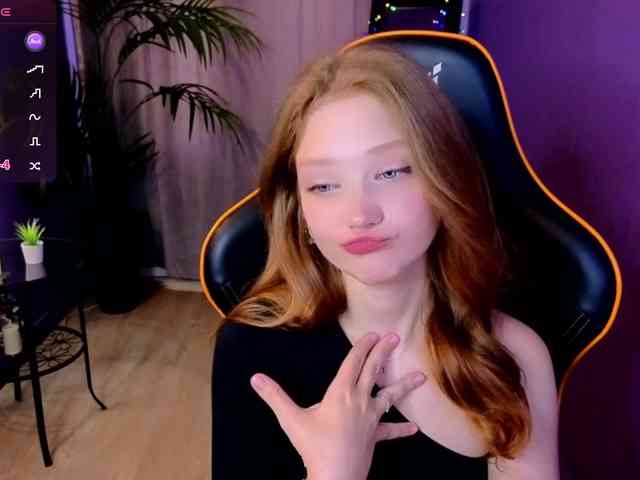 Your-lilith webcam