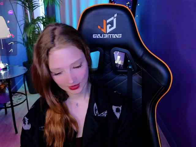 Your-lilith webcam