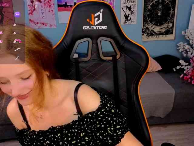 Your-lilith webcam