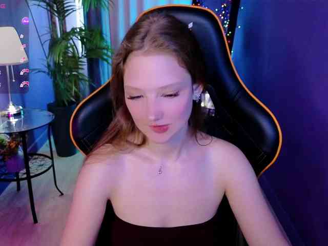 Your-lilith webcam