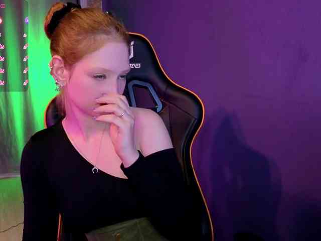 Your-lilith webcam