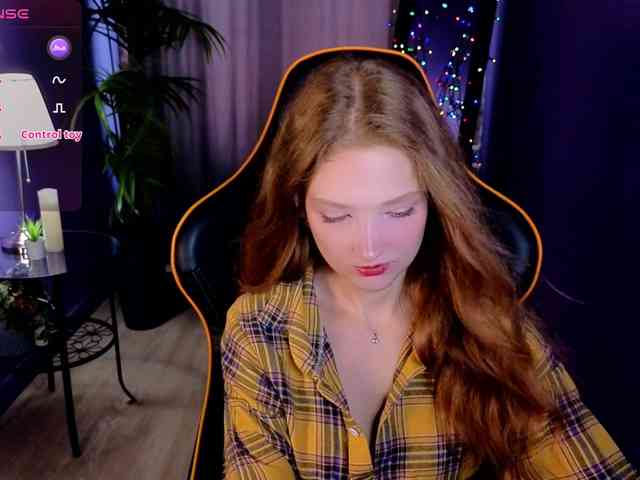 Your-lilith webcam