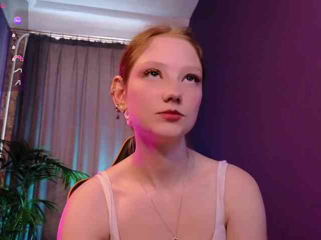 Your-lilith webcam