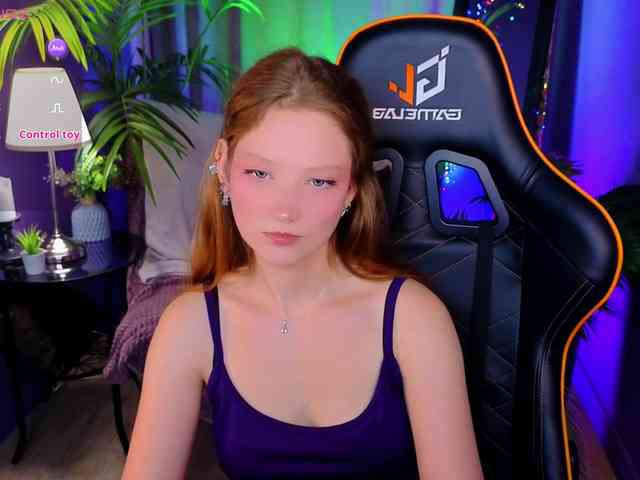 Your-lilith webcam