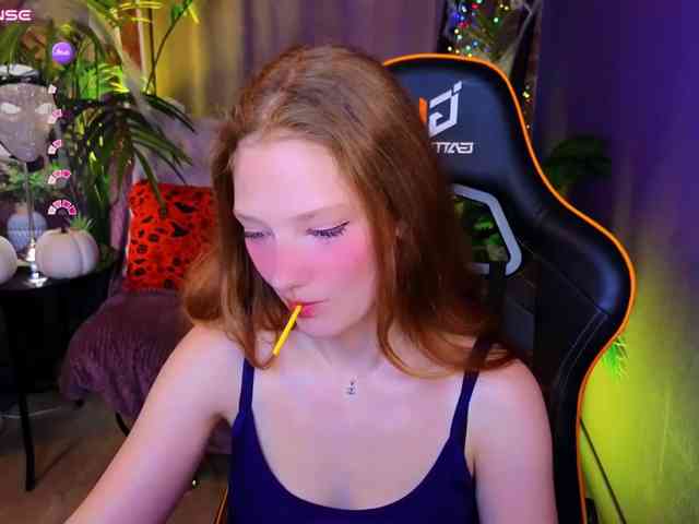 Your-lilith webcam