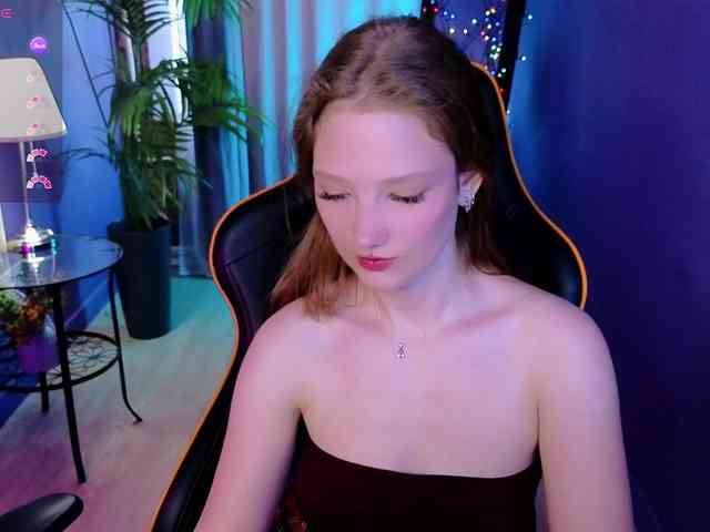 Your-lilith webcam