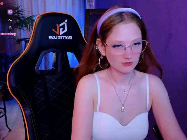 Your-lilith webcam