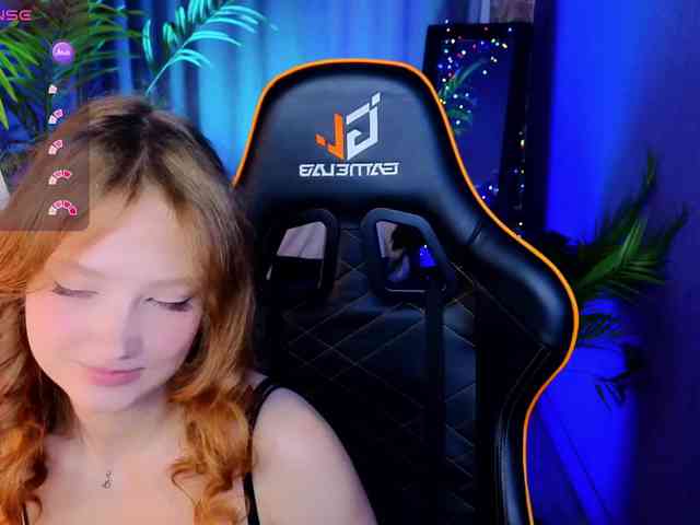 Your-lilith webcam